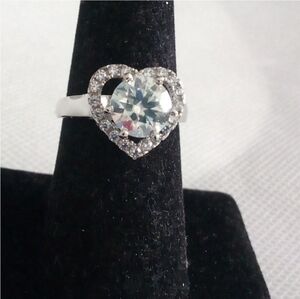 Heart Shaped Empire Set 2 Carat Moissanite Diamond Ring Size 6.5 925 SS